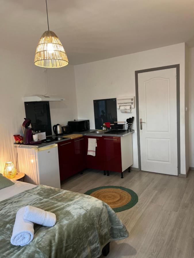 L'Auberge De La Gare, Appartements Tout Confort, Proches Gare Yzeure Εξωτερικό φωτογραφία
