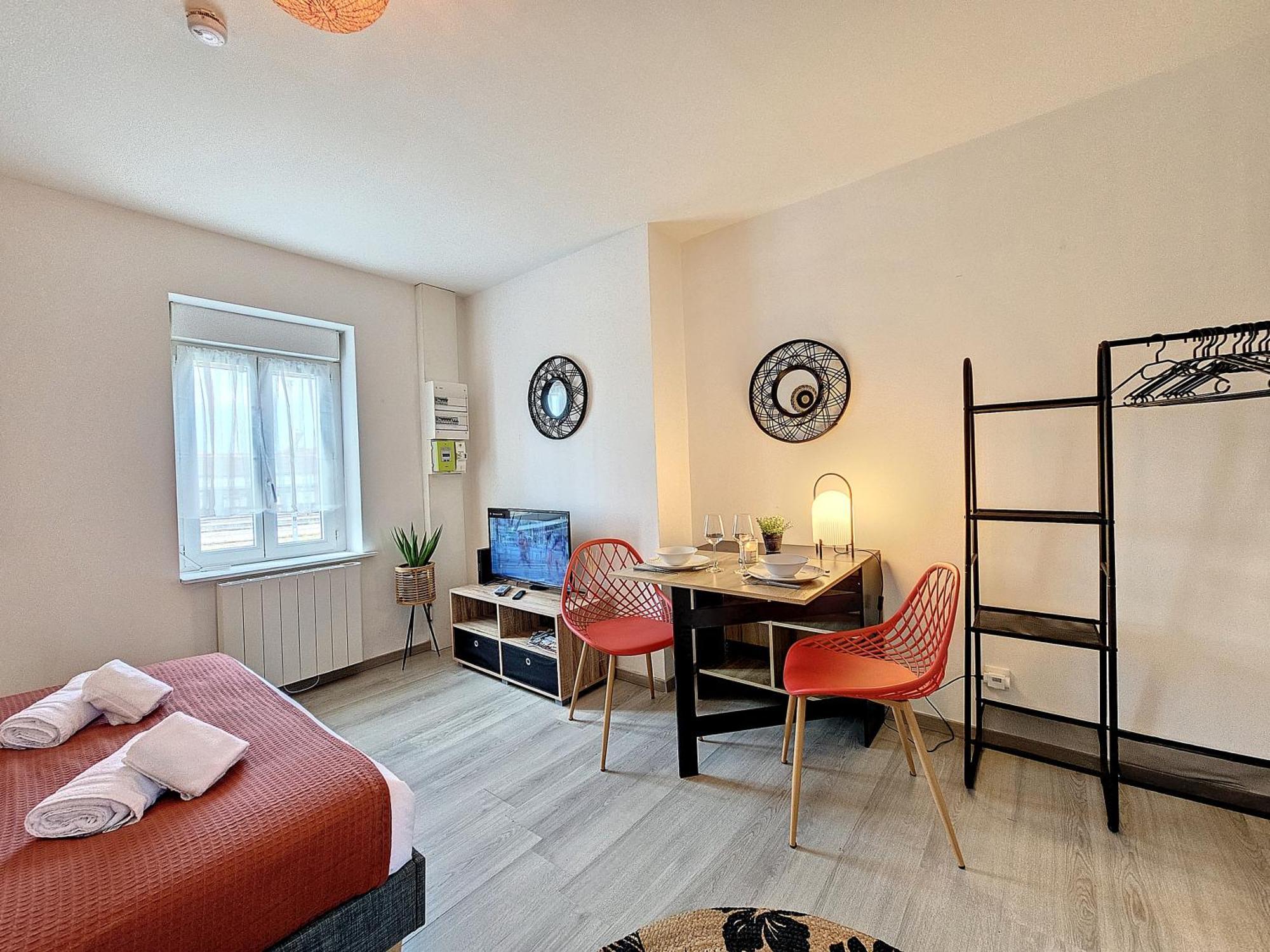 L'Auberge De La Gare, Appartements Tout Confort, Proches Gare Yzeure Εξωτερικό φωτογραφία